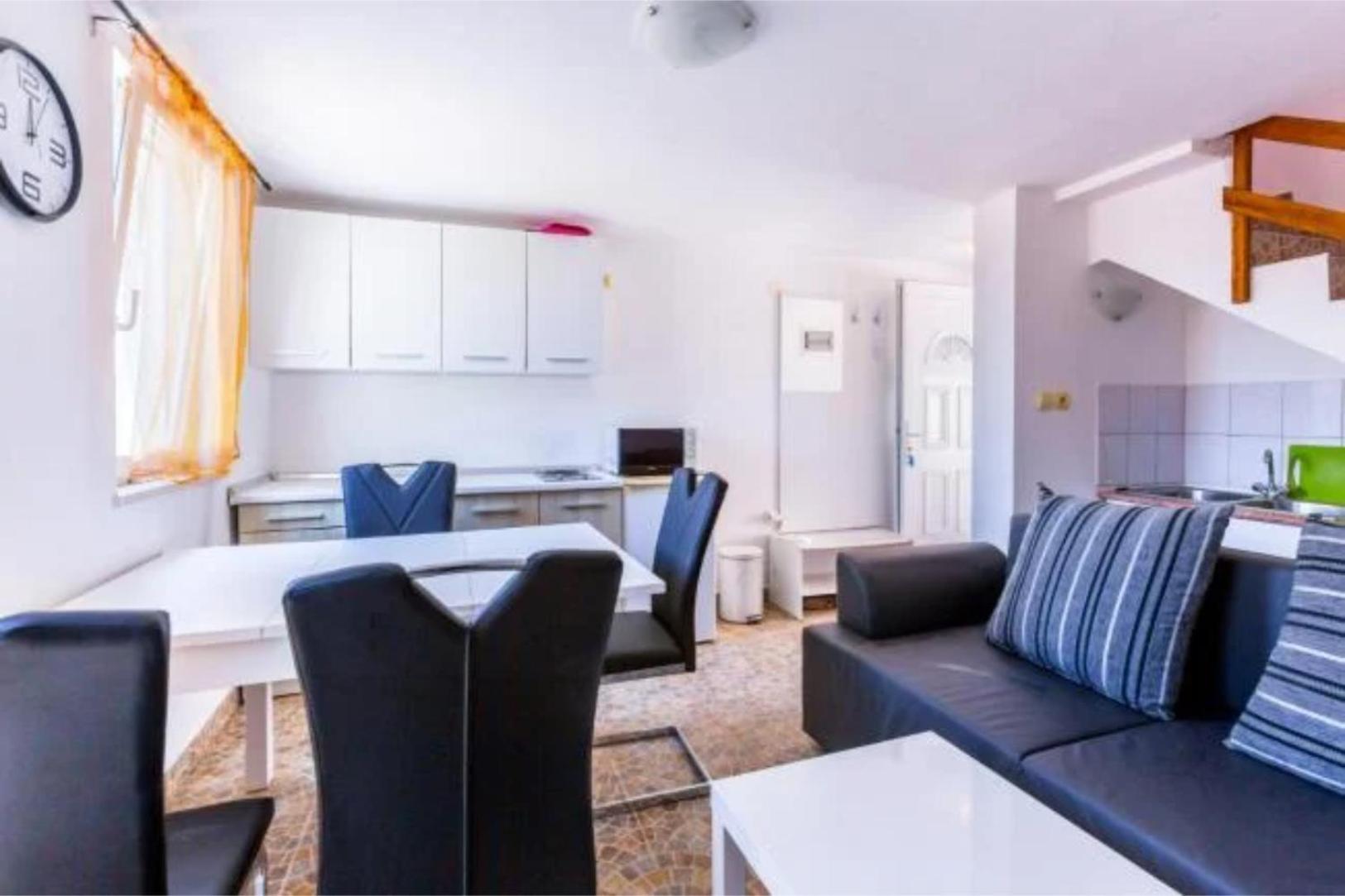 Elisabeth Apartment *